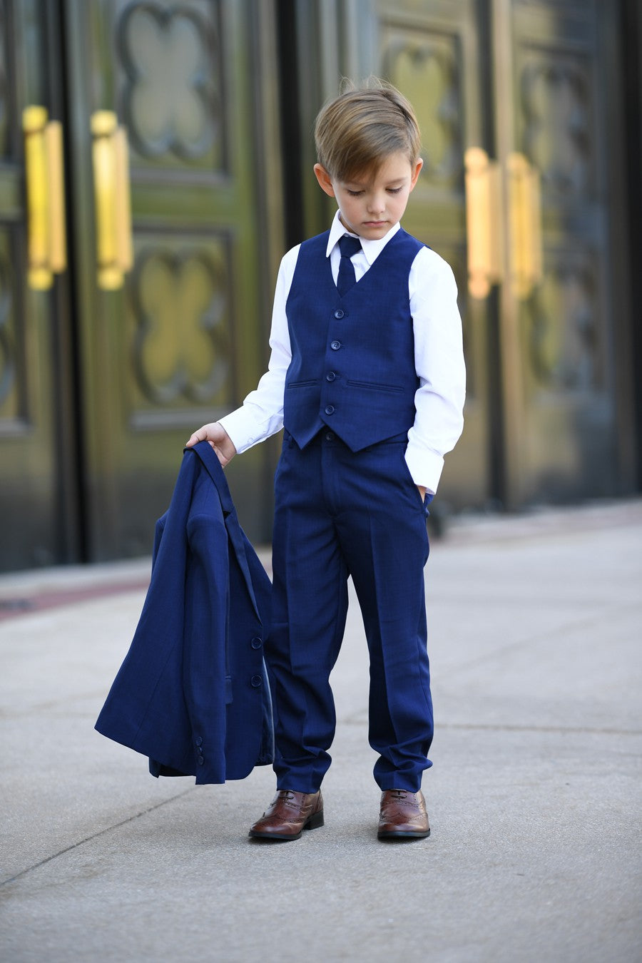 ISAL TUXEDO