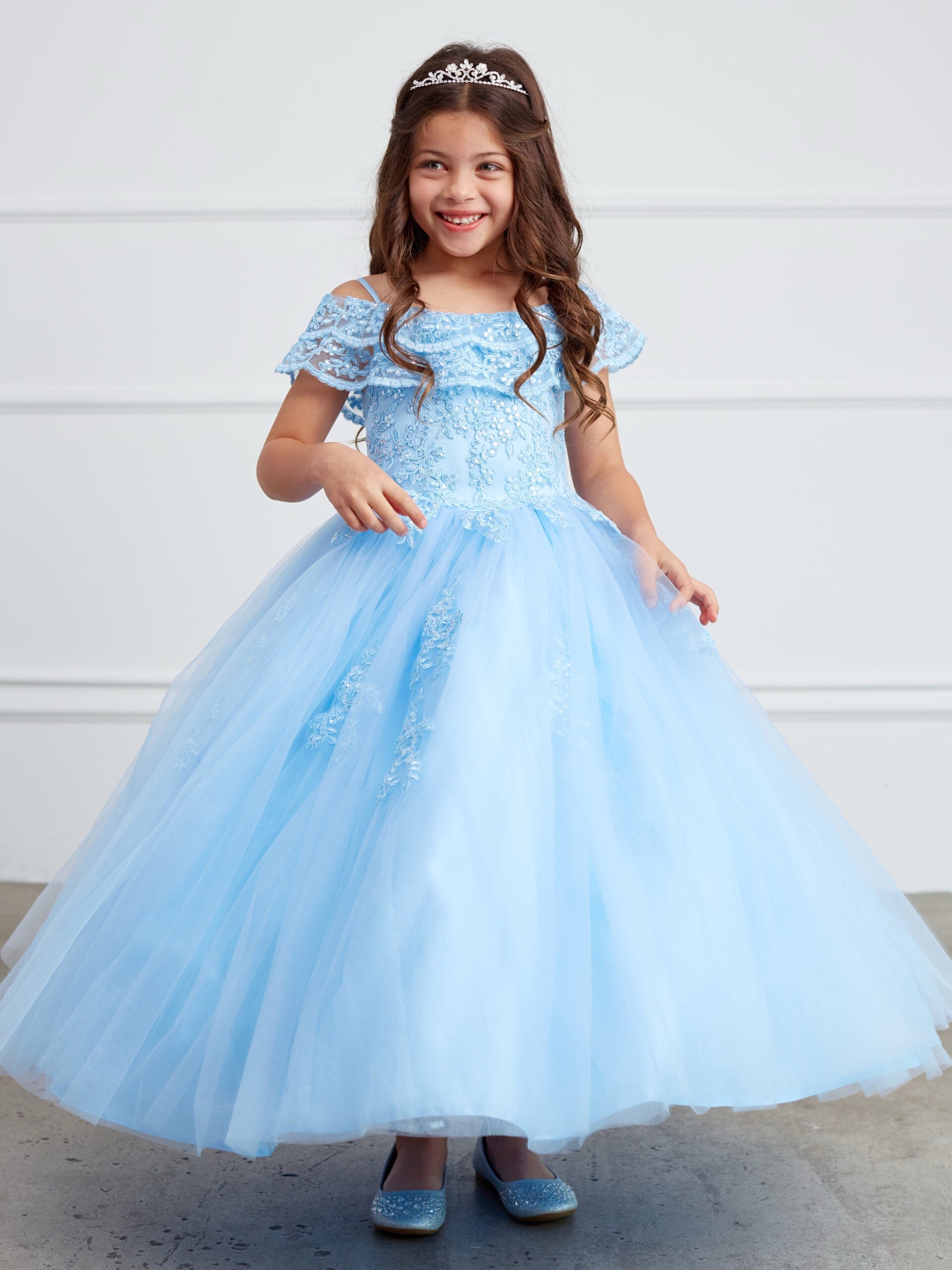 PAGENT / MINI QUINCEANRA DRESESS
