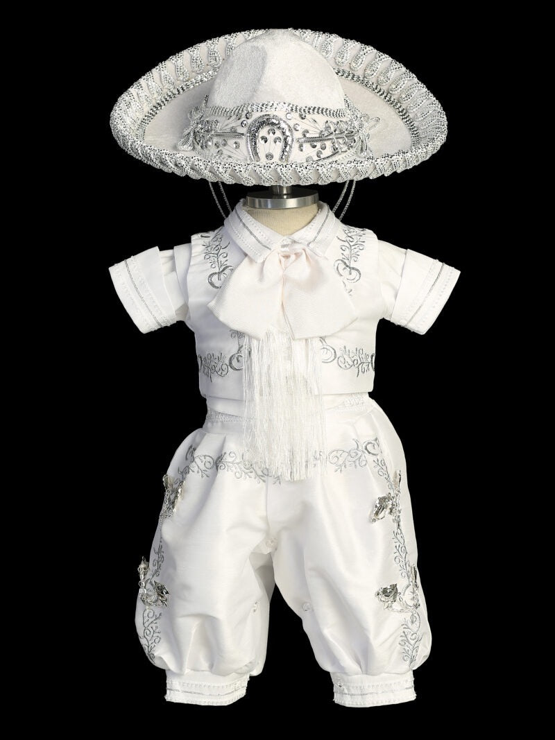 ROPONES Y TRAJES DE BAUTIZO PARA NINO