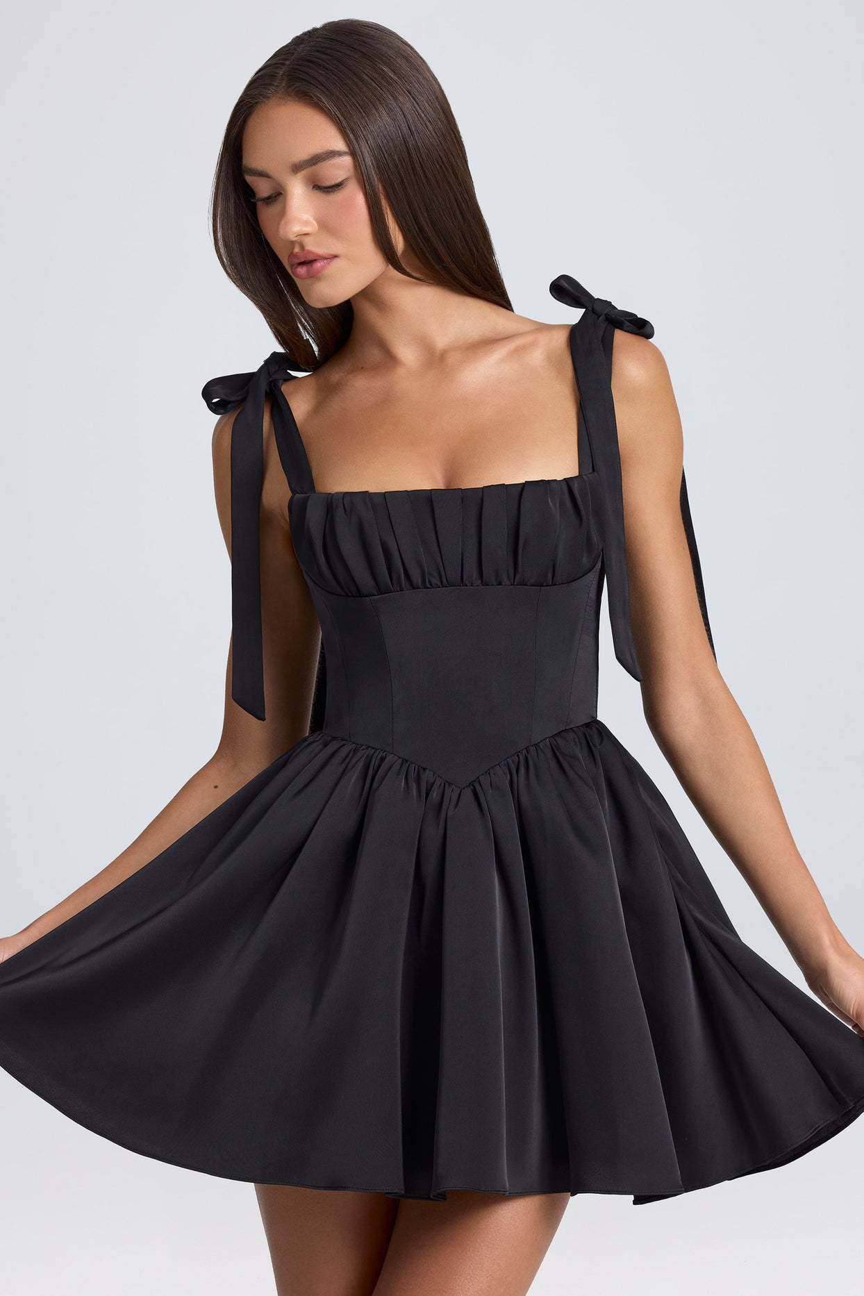 Fashionable square neck high-waist dress